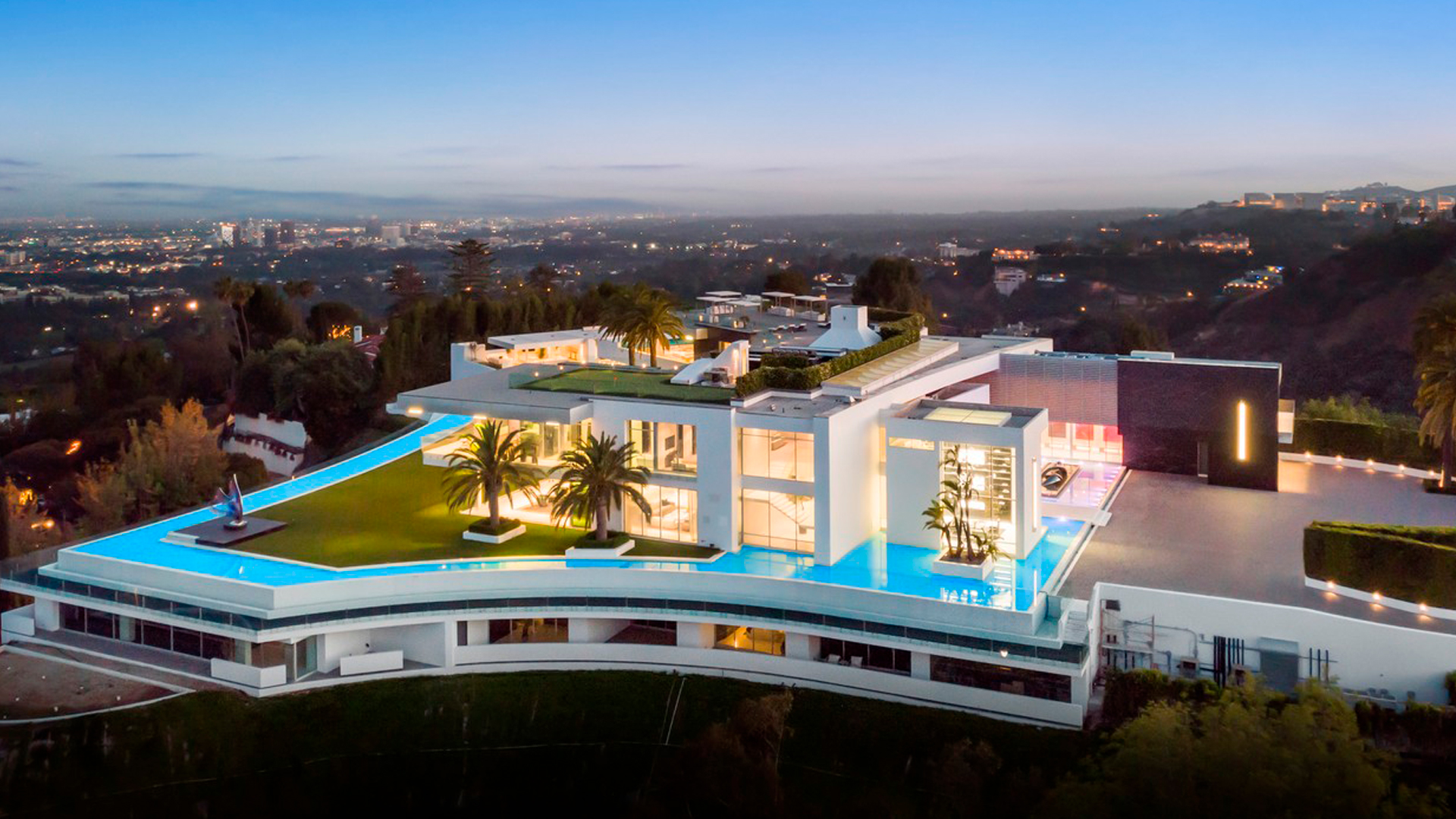 A famosa casa The One em Bel-Air