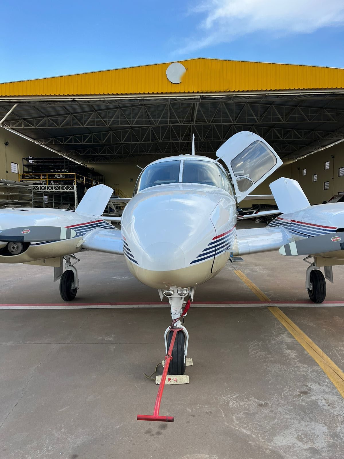 Piper Aircraft - Navajo