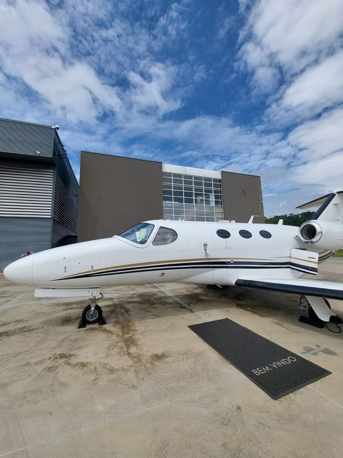 Embraer - Legacy 500