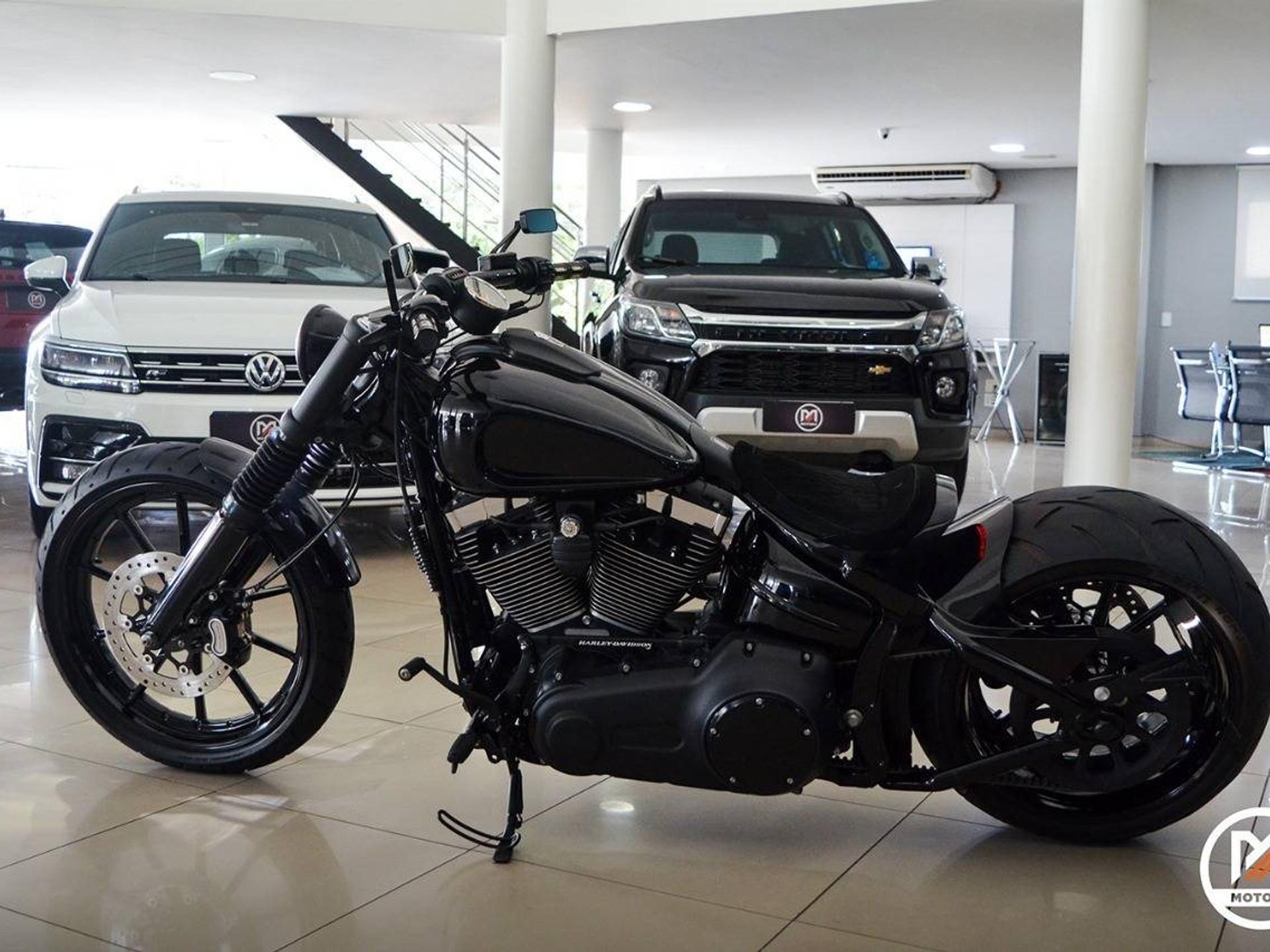 TRIUMPH - Rocket 3