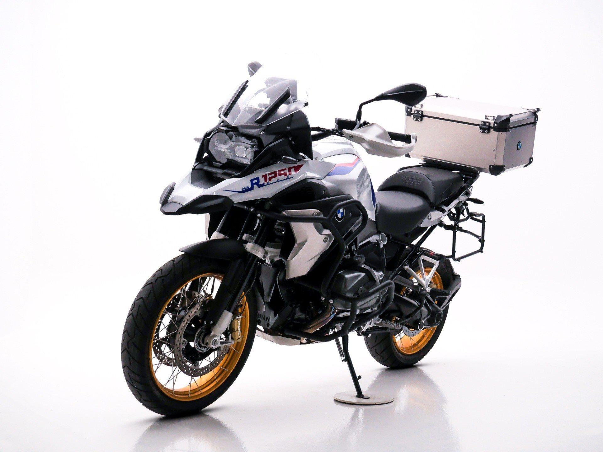 SUZUKI - V-Strom 1000 ABS(DL1000AL8) / V-Strom 1000 XT ABS(DL100XAL8)