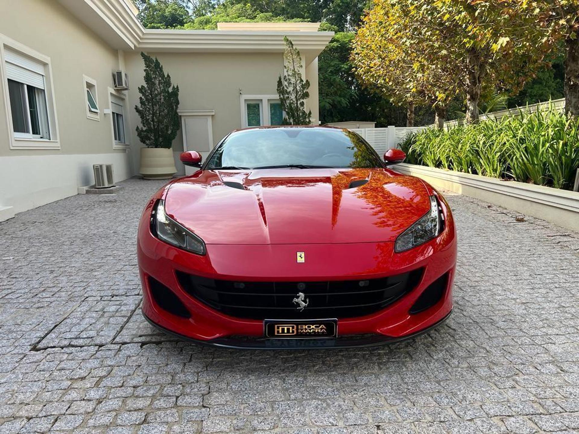 FERRARI - Portofino