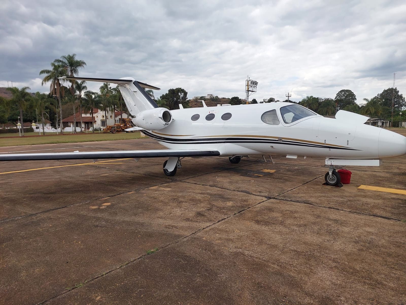 Embraer - Legacy 500