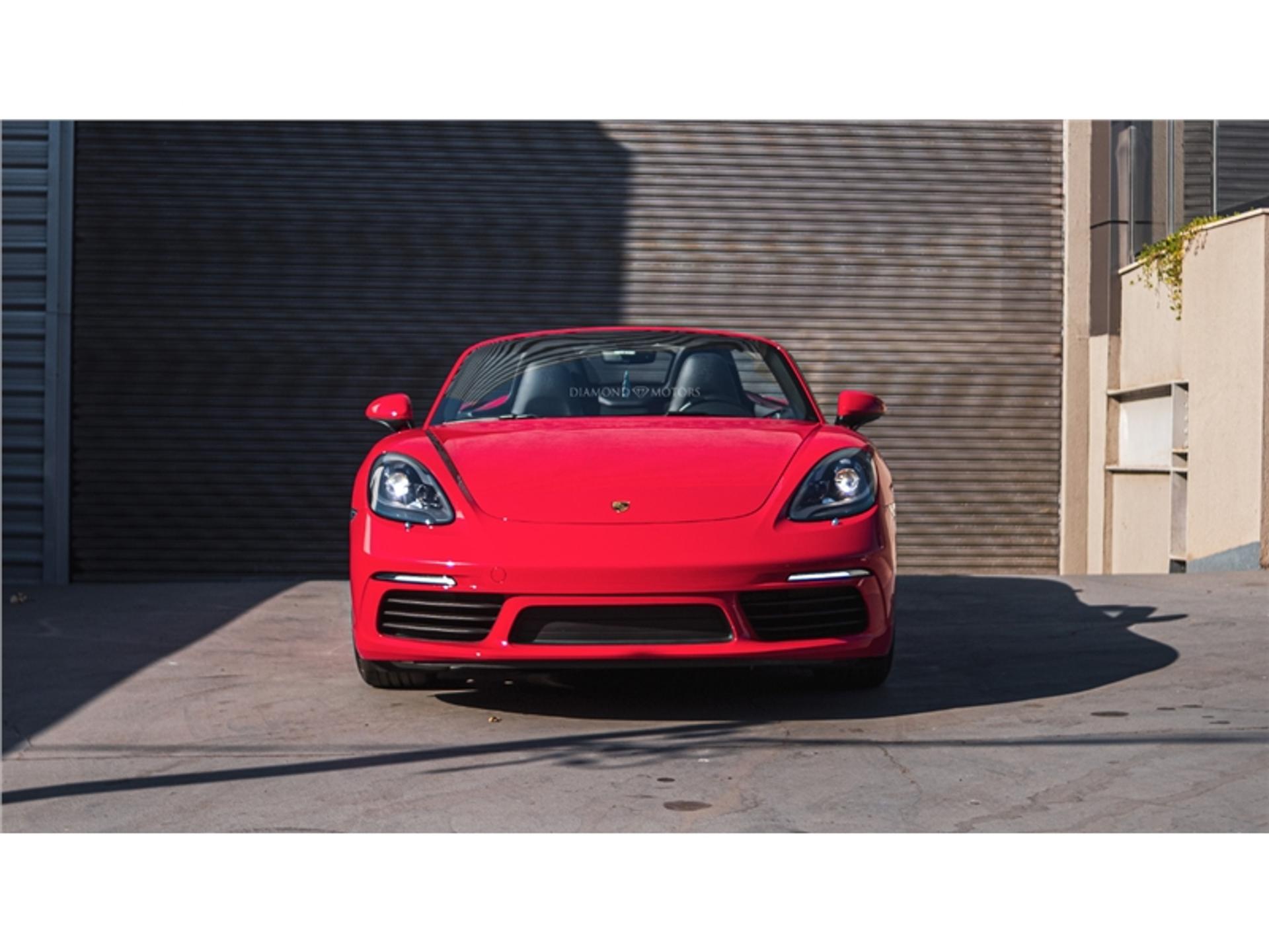 PORSCHE - Boxster