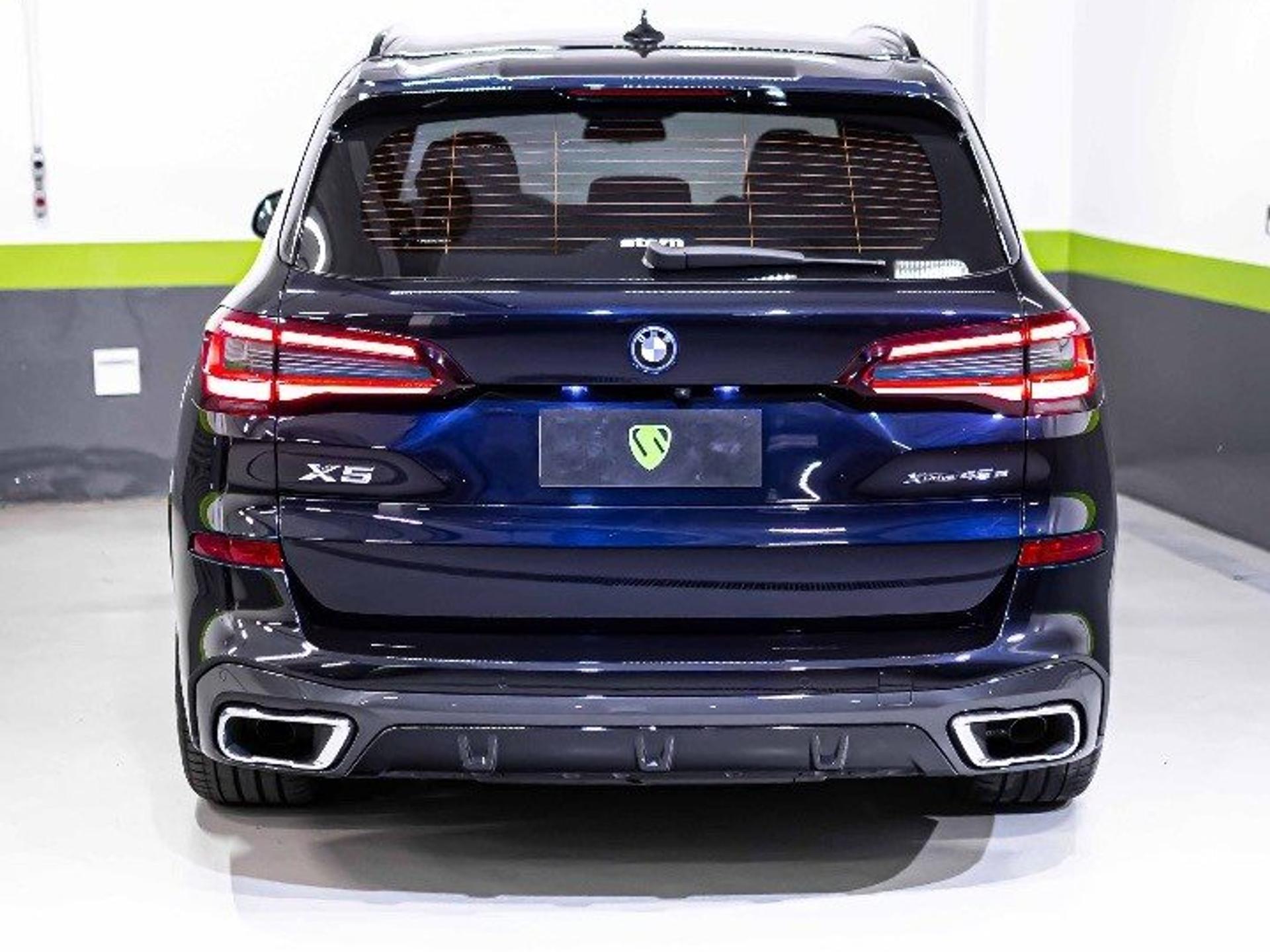 BMW - X5