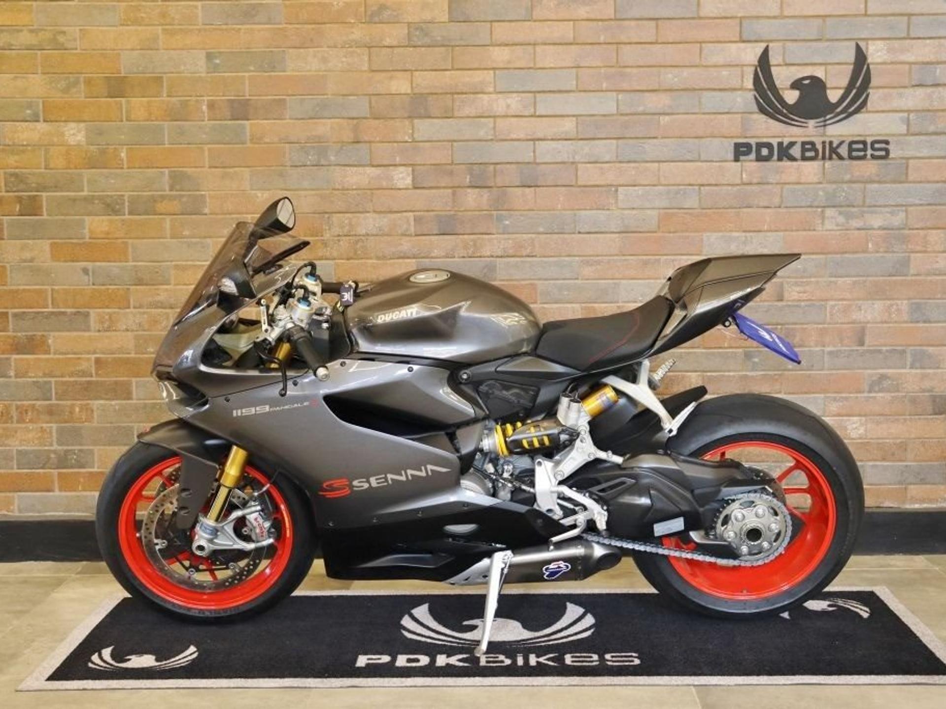 DUCATI - Panigale V4 / Panigale V4S / Panigale V4 Speciale