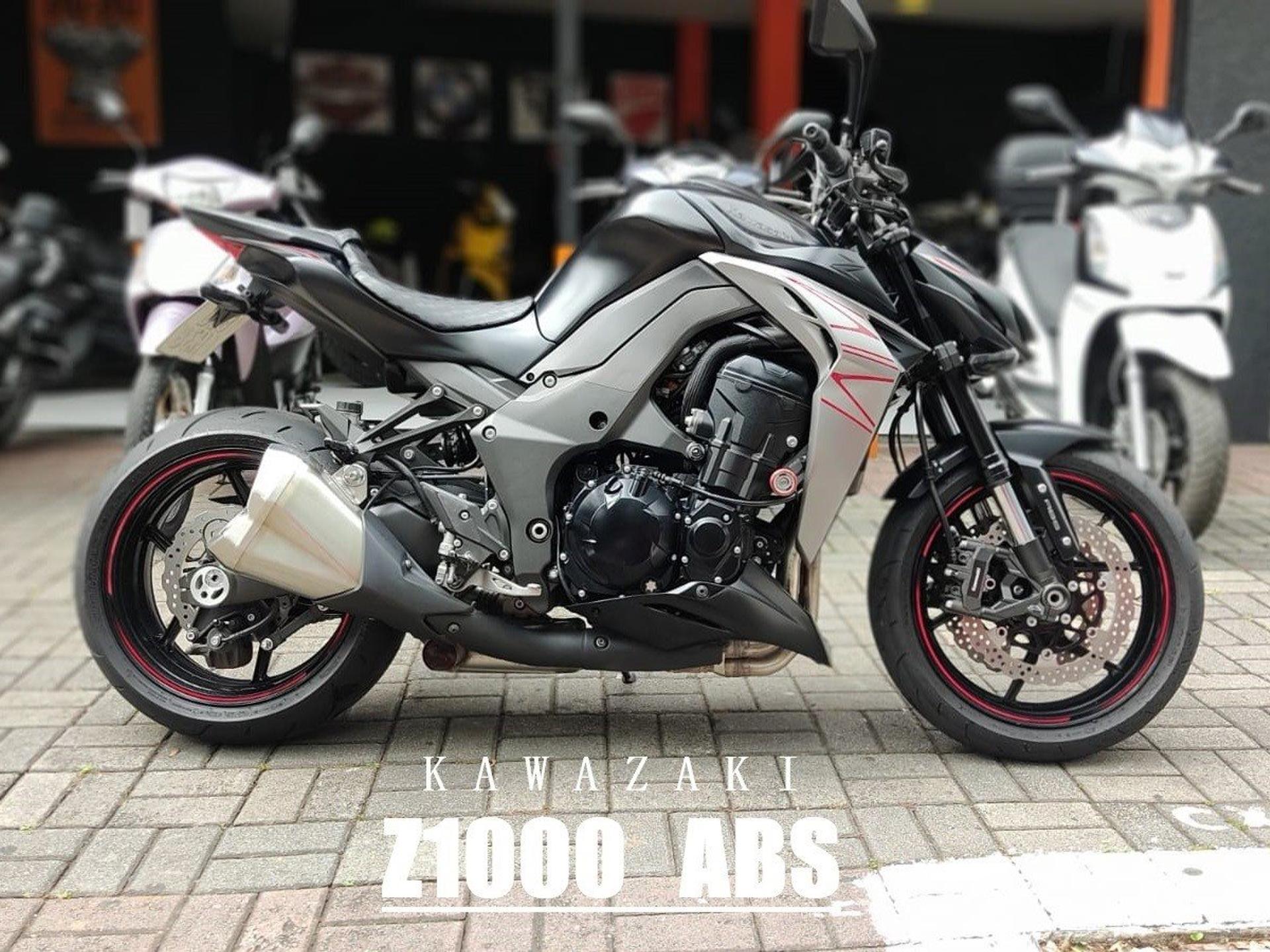 KAWASAKI - Z1000