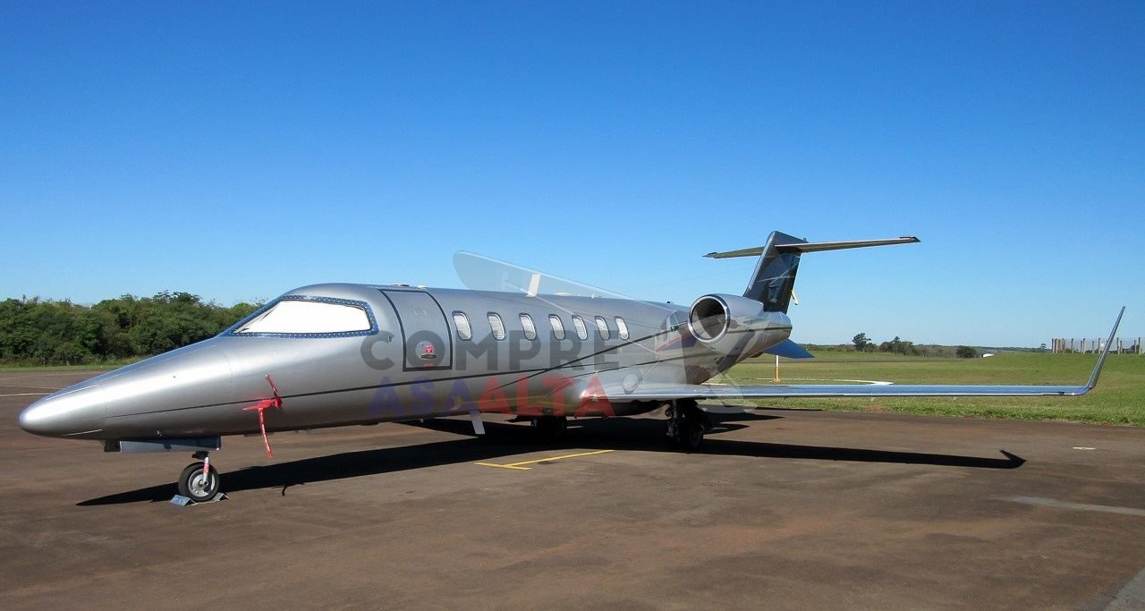 Bombardier - Learjet 40