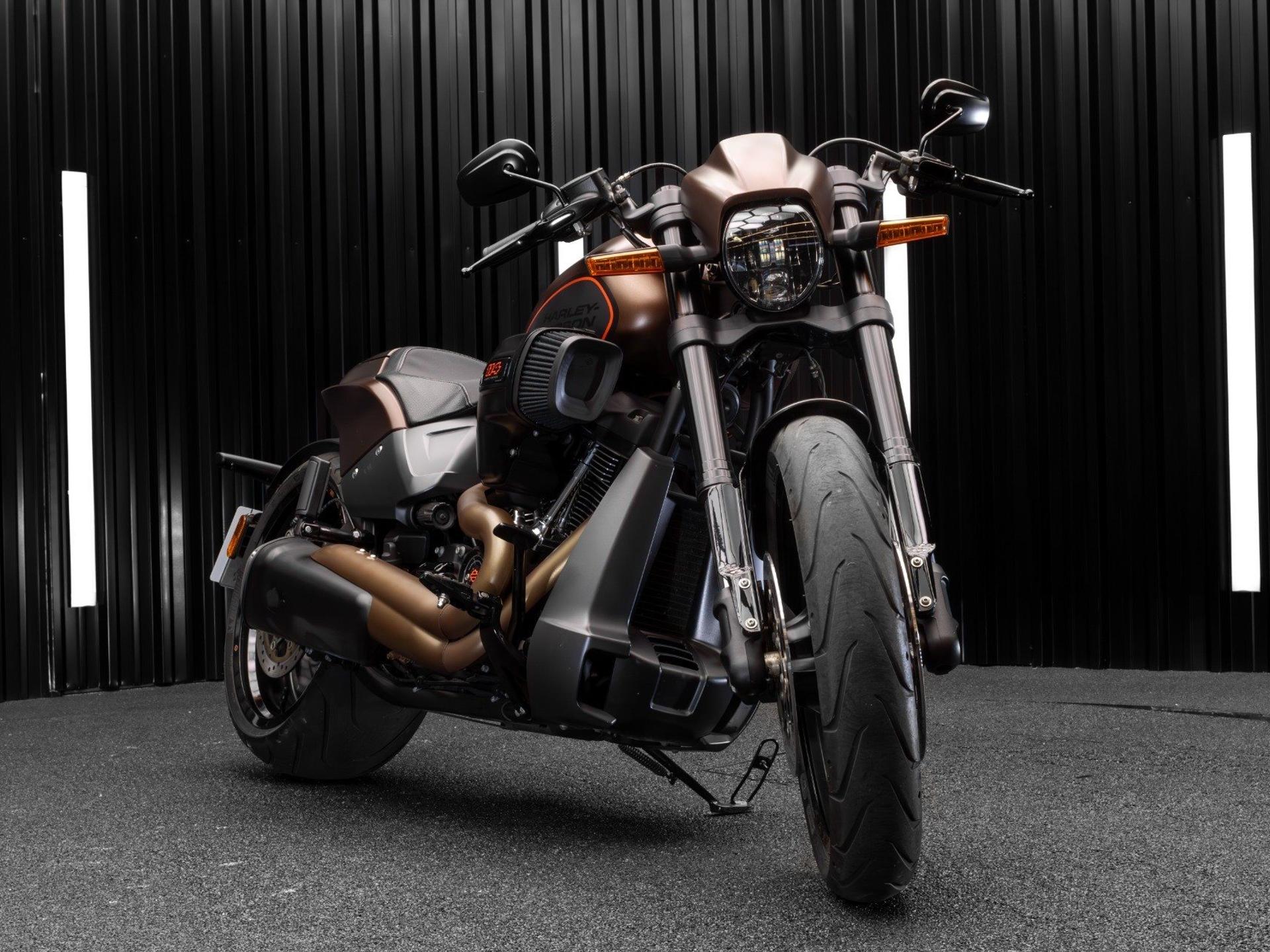 TRIUMPH - Rocket 3